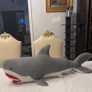 Melissa & Doug Gray and White Stuffed Shark